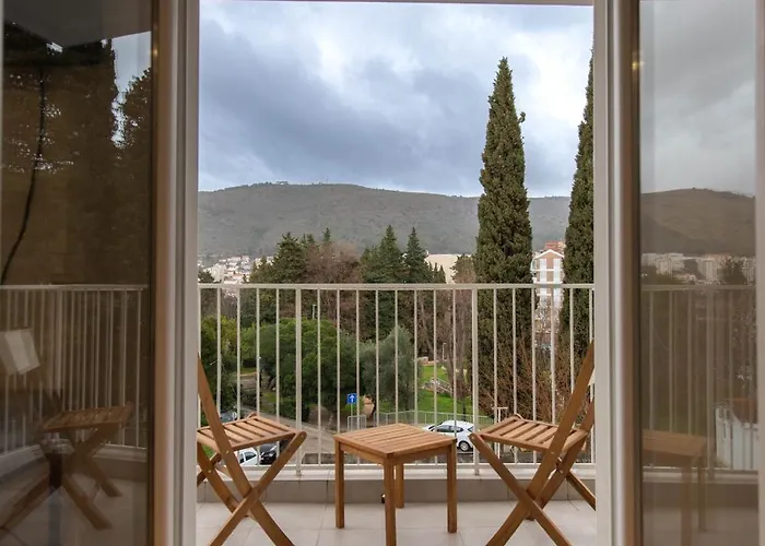 Atrio Apartment